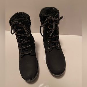 Black Winter boots